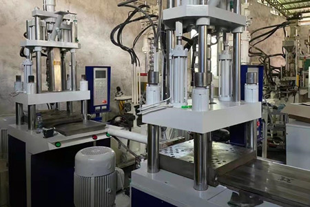 小型塑料注塑機(jī)為什么銷(xiāo)量更好？原因竟如此！