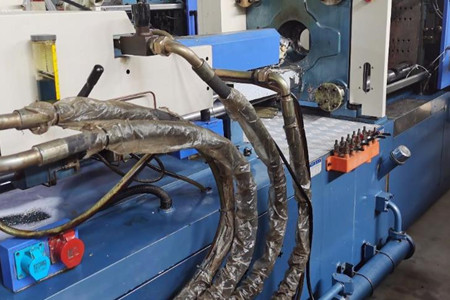 采購(gòu)二手注塑機(jī)時(shí)需要注意哪些？掌握這幾點(diǎn)幫你避開(kāi)采購(gòu)誤區(qū)